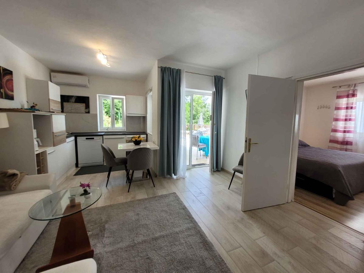 Apartment In Liganj 35613 Lovran Kültér fotó